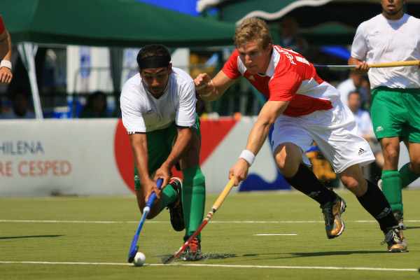 Canada vs. Mexico - Picture Fernando Fern�ndez